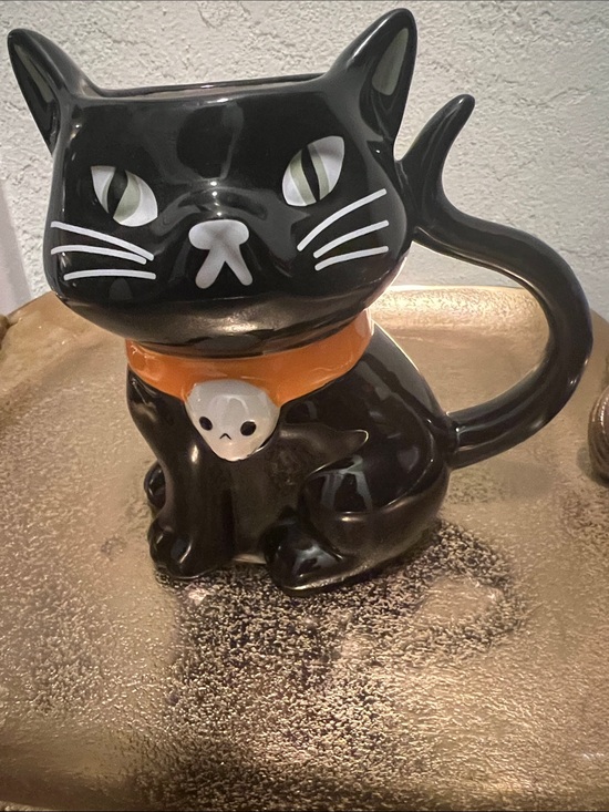 Hyde & EEK! Other - #2079**Black Ceramic Cat Mug with Orange Collar and Skull Charm